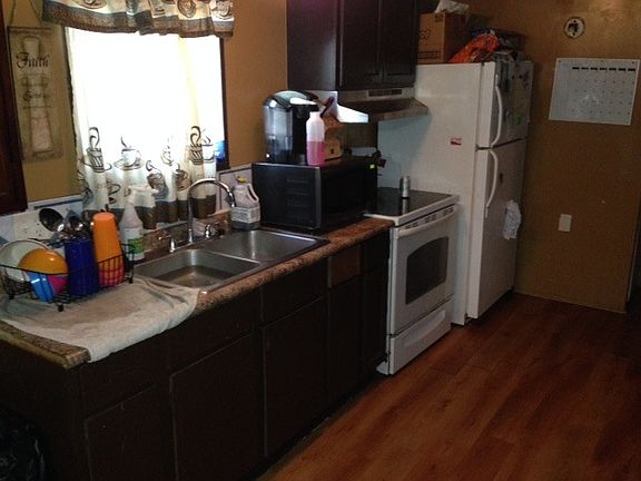 4th image of 914 Vita Ln