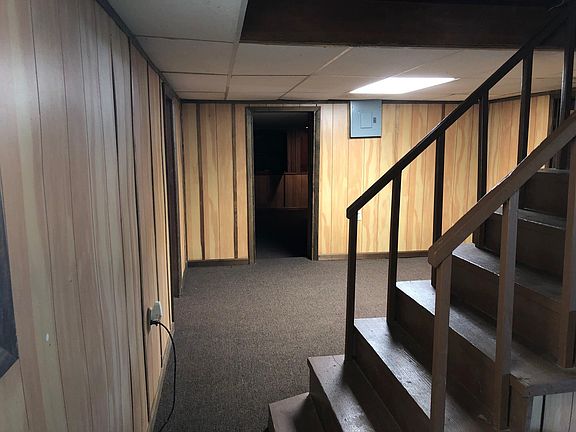 5th image of 721 Woodland Rd