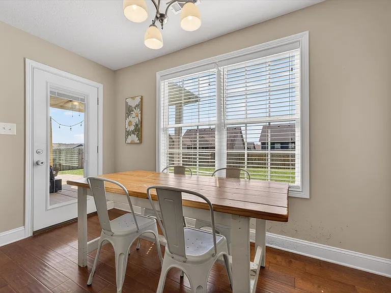1044 Charles Thomas Dr — Photo 16