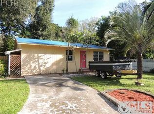 3865 Arnold Dr, Fort Myers, FL 33916