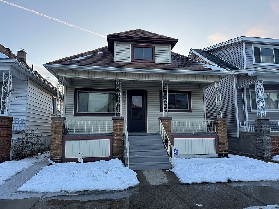 1st image of 12039 McDougall St
