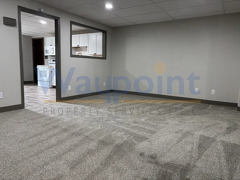 102 S Lafayette St #4 — Photo 10