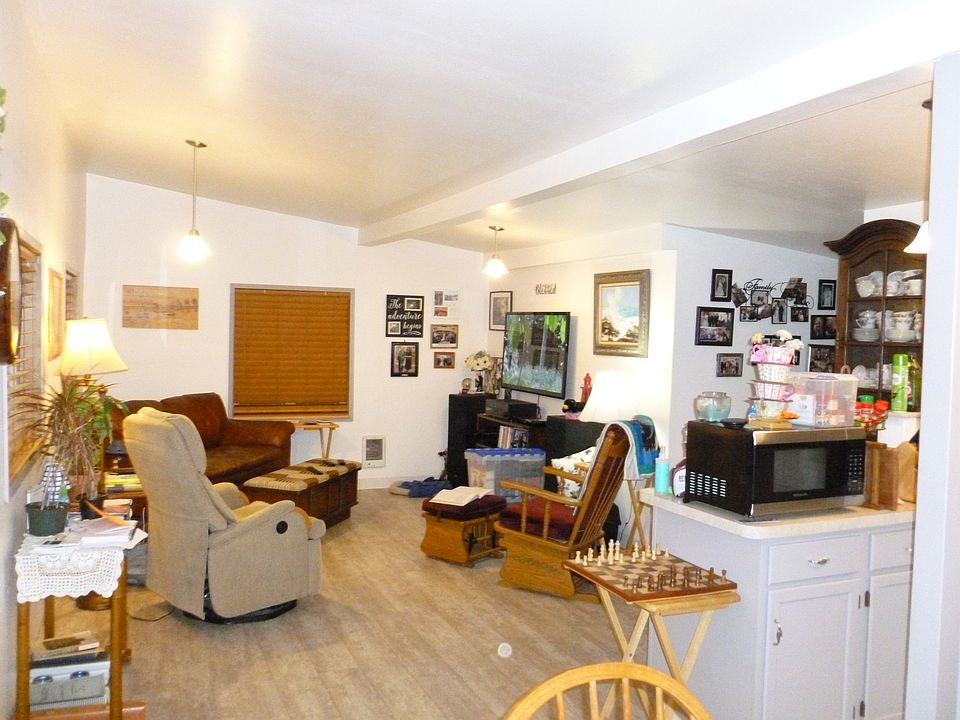 1st image of 505 W 11th St