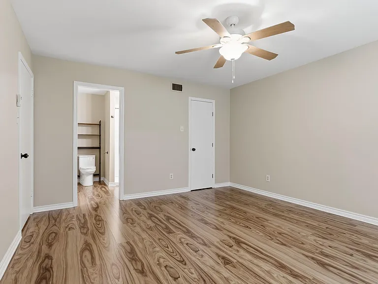 445 Longmeadow St — Photo 26