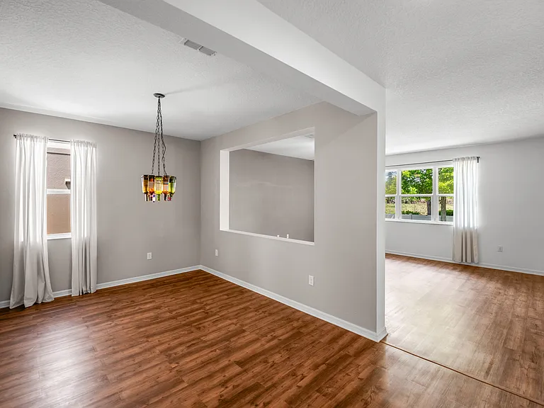 2813 Shelburne Way — Photo 9