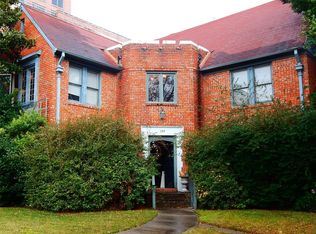 242 Portland St APT 2, Houston, TX 77006