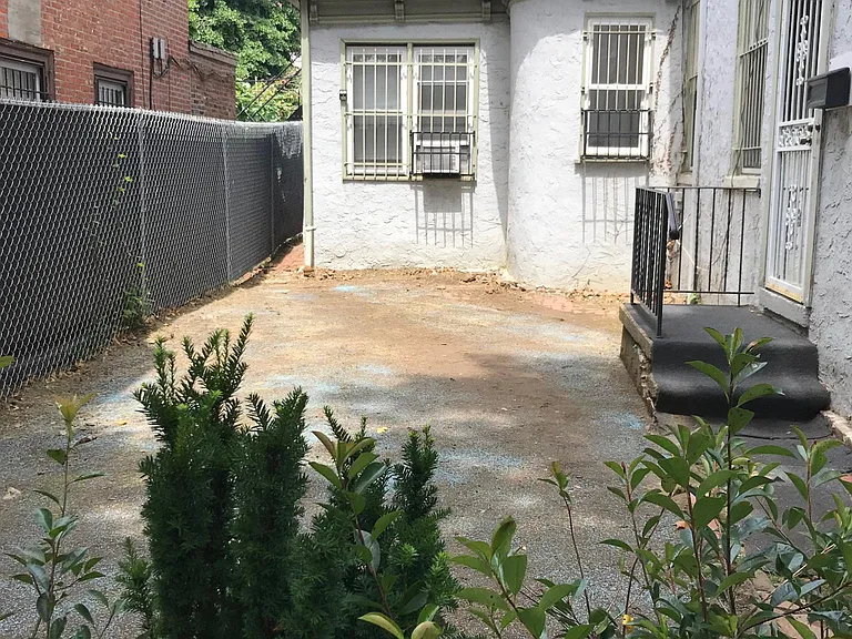 4101 Chester Ave #3 — Photo 93