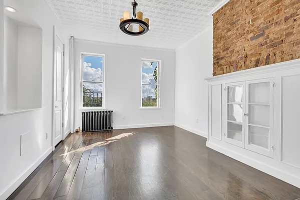 Rented by Compass | media 1