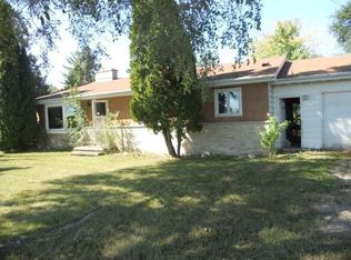 3923 Reighmoor Rd, Omro, WI 54963