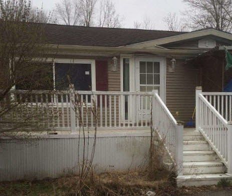1st image of 16170 S Huron River Dr