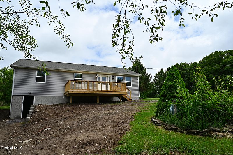 3rd image of 144 Maple Bush Road