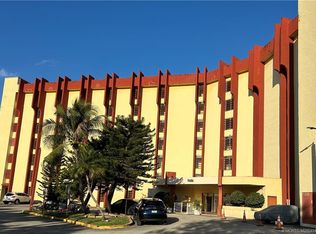 9686 Fontainebleau Blvd APT 604, Miami, FL 33172