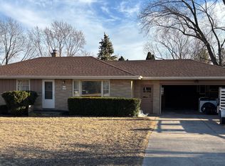 W165N5060 Lone Oak Ln, Menomonee Falls, WI 53051