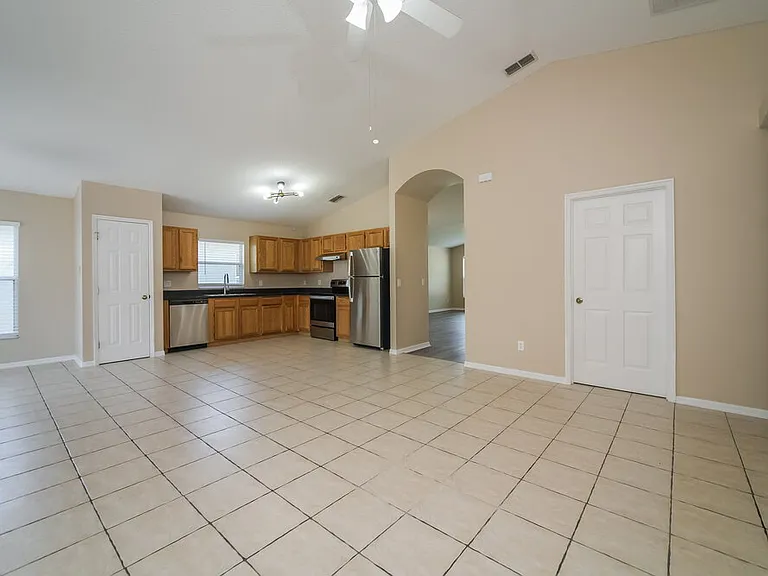 17100 Woodcrest Way — Photo 9
