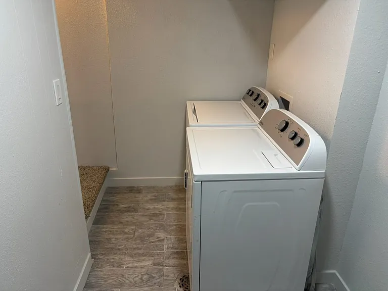 1231 S Marshall St #B — Photo 13