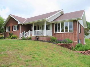 260 Fairway Dr, Council Grove, KS 66846