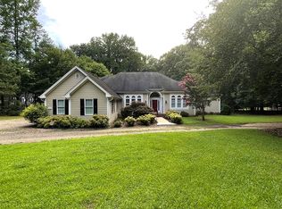 9433 Bartons Creek Rd, Raleigh, NC 27615