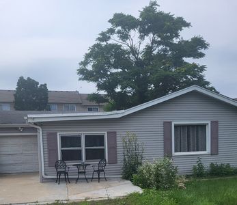 111 Cliff St, Willow Springs, IL, 60480