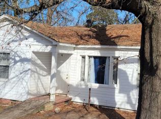 112 E Stadium St, Magnolia, AR 71753