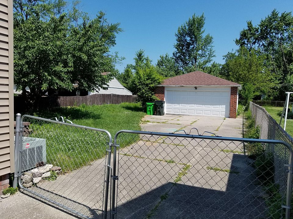 2nd image of 20251 Ardwell Dr