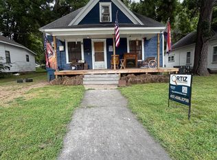 1123 Valley St, Carthage, MO 64836