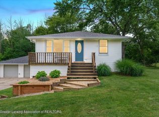 6919 Williams Rd, Lansing, MI 48911