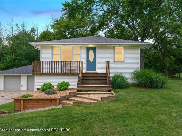 6919 Williams Rd, Lansing, MI 48911