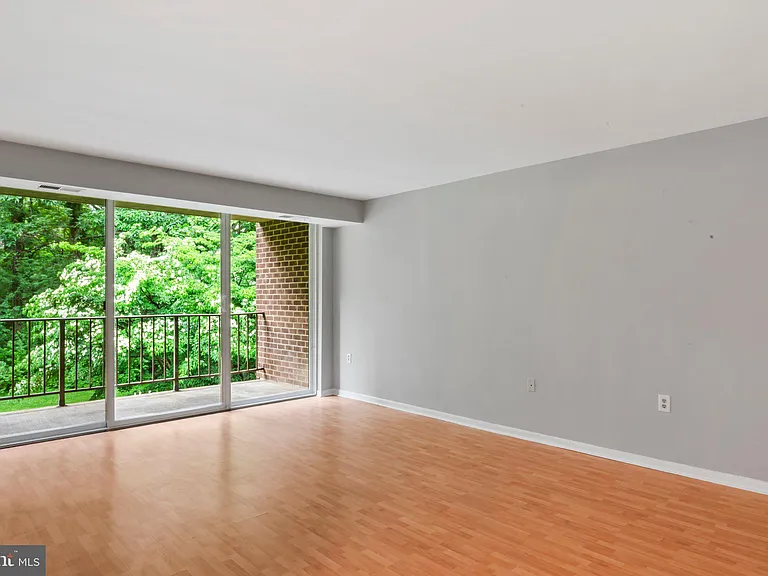 1422-1422 Northgate Sq #12B — Photo 52
