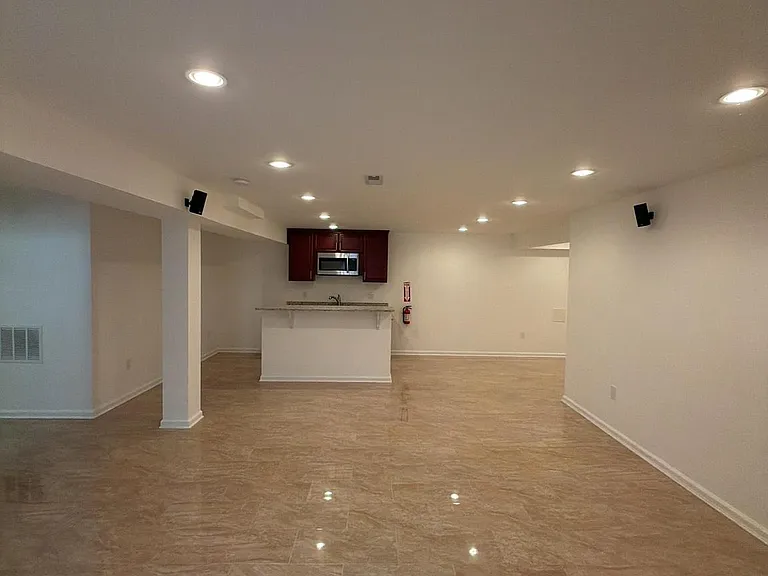 12489 Pfitzner Ct — Photo 14