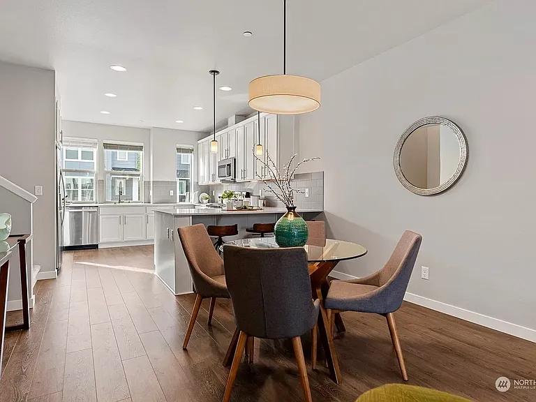 13717 Admiralty Way #E4 — Photo 8