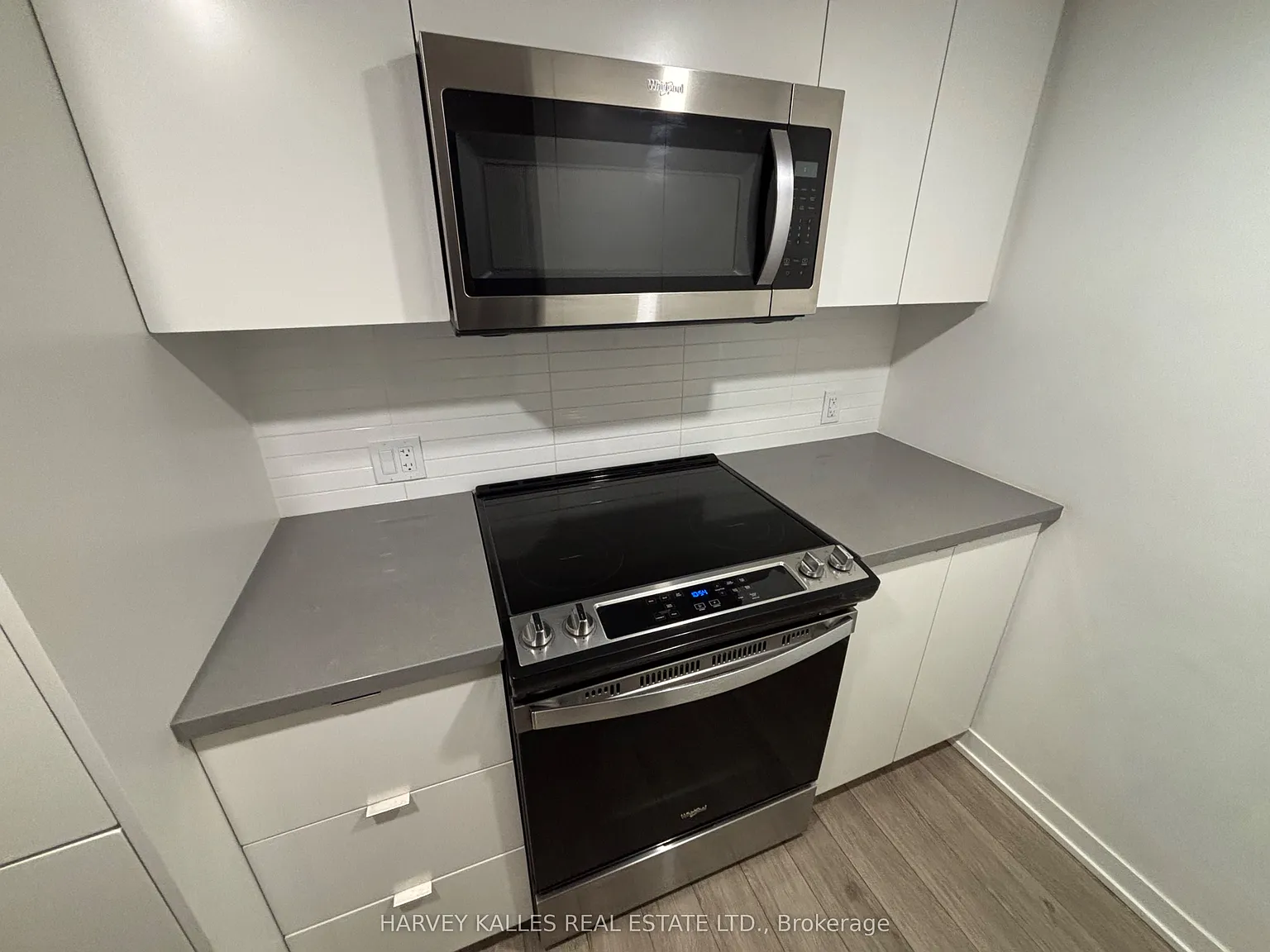 Nordic Condos — Photo 3