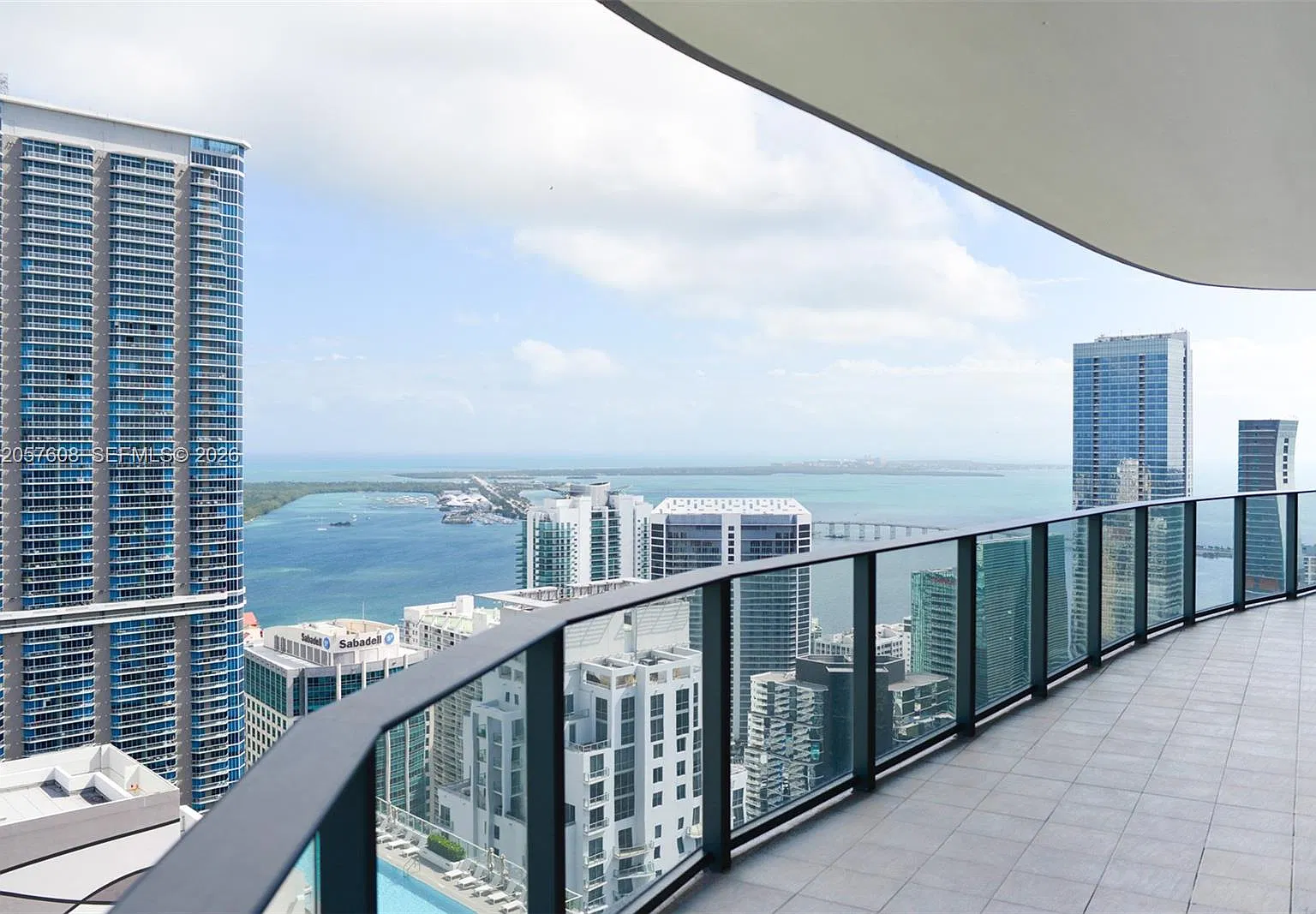 Brickell Flatiron — Photo 4