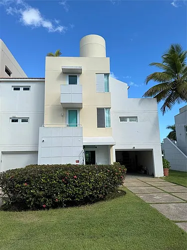 VILLAS DE GOLF EAST Dorado Del Mar Boulevard #91 Photo 1