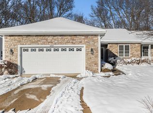 6895 Hunters Crk #57, Kalamazoo, MI 49048