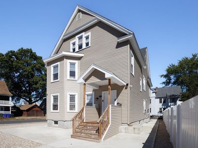 877 Belmont Ave, Springfield, MA, 01108