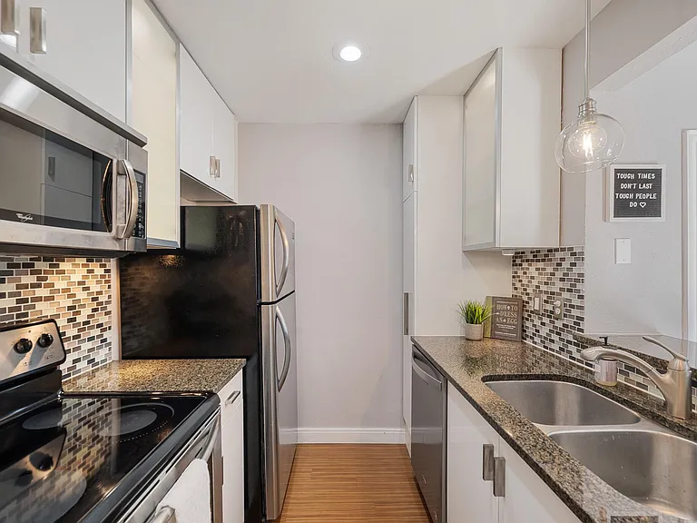 4211 Holland Ave #211 — Photo 6