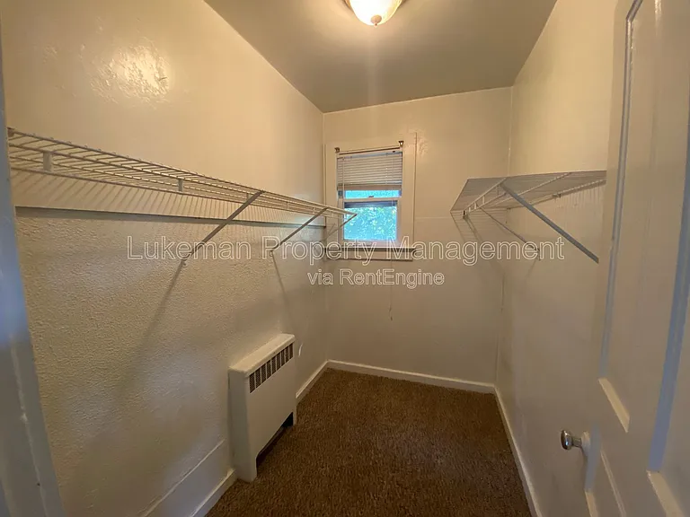 431 W Vine St — Photo 17