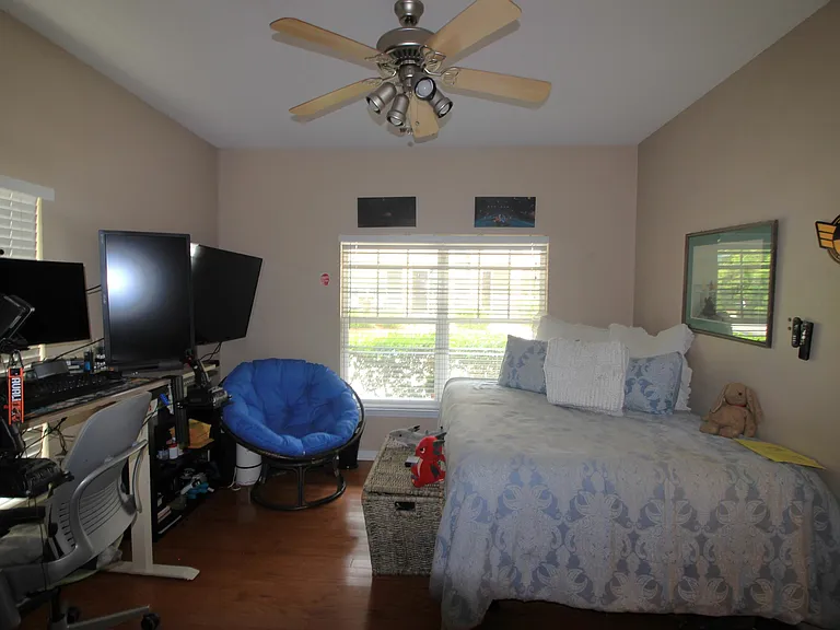 317 Kinellan Ln — Photo 6