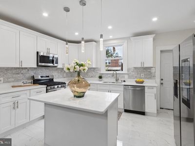 817 Passmore St, Philadelphia, PA, 19111