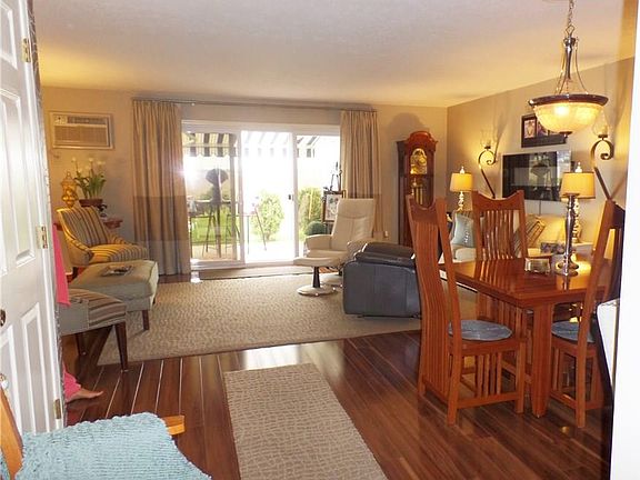 5th image of 4606 Pinewood Dr APT 215