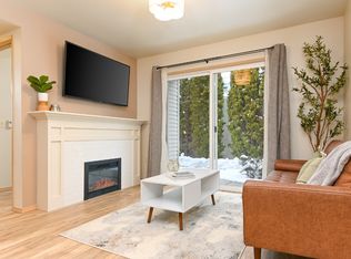 3323 N Lakeharbor Ln APT 108, Boise, ID 83703