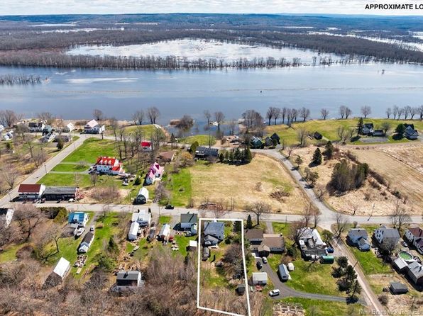 25 Tilley Rd, Gagetown, NB E5M 1A7