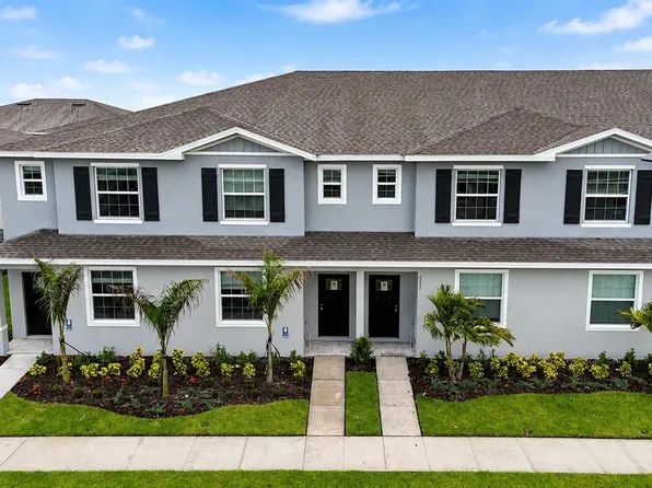 2239 Rose Finch Hill Pl, Wimauma, FL 33598