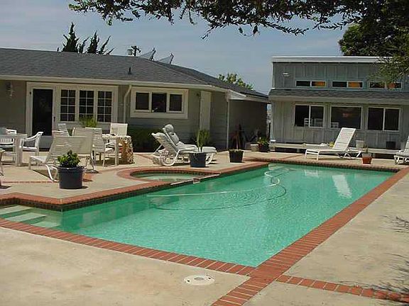 2nd image of 6701 Avenida Manana