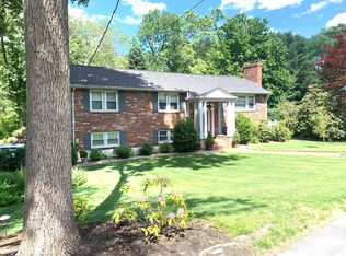 55 Cliff Rd, Waltham, MA 02452