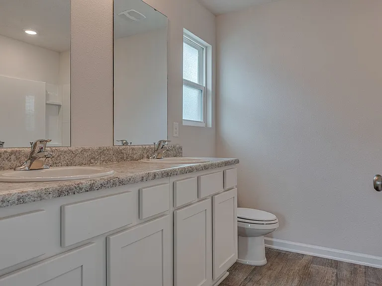 5797 Guinevere Ln — Photo 11