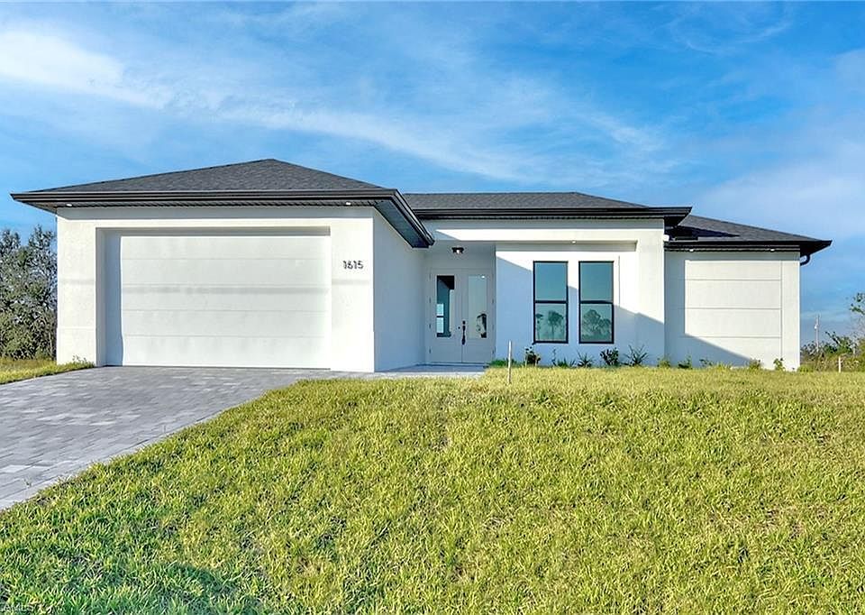 1st image of 1908 NW 24th Ave #11233289