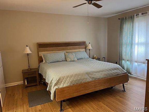 4th image of 1027 Forder Square Dr
