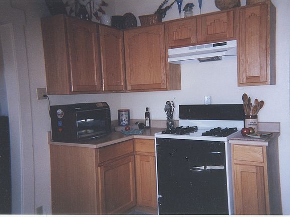 DeLuxe Appliances
