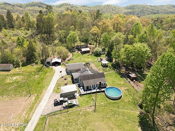 3rd image of 119 Springhouse Rd
